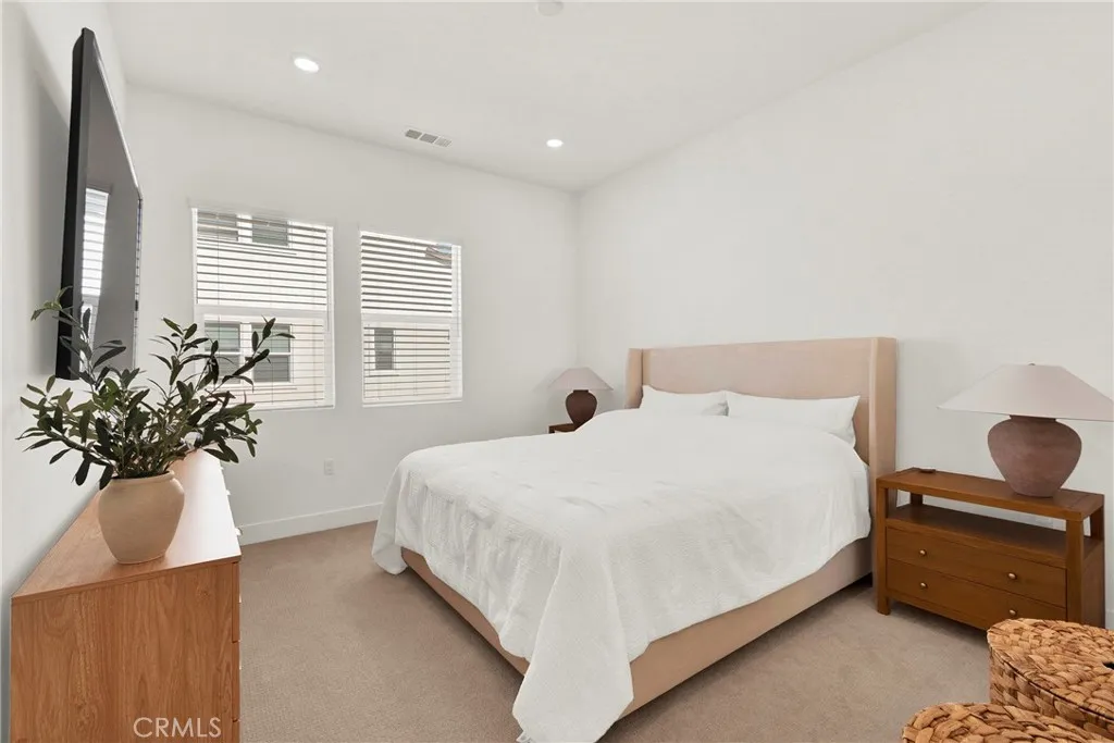 Additional image 18 of 74 Dudley, Irvine, CA 92618