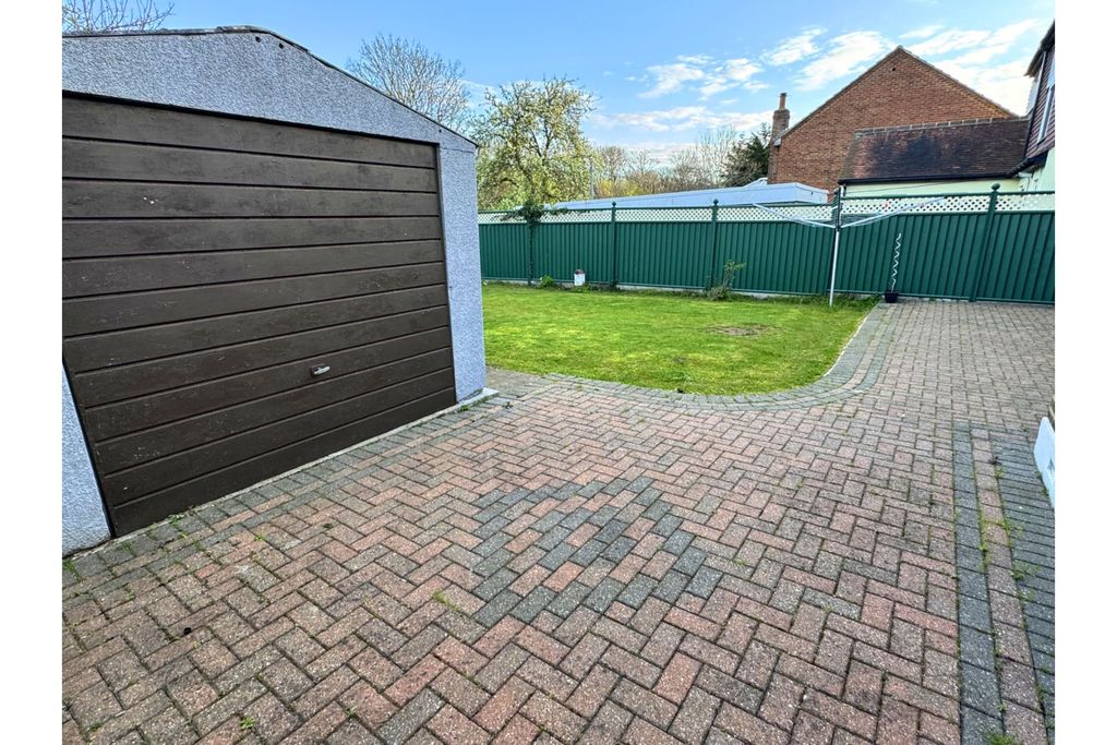 Additional image 21 of 5 bed detached bungalow for saleErith Road, Bexleyheath DA7