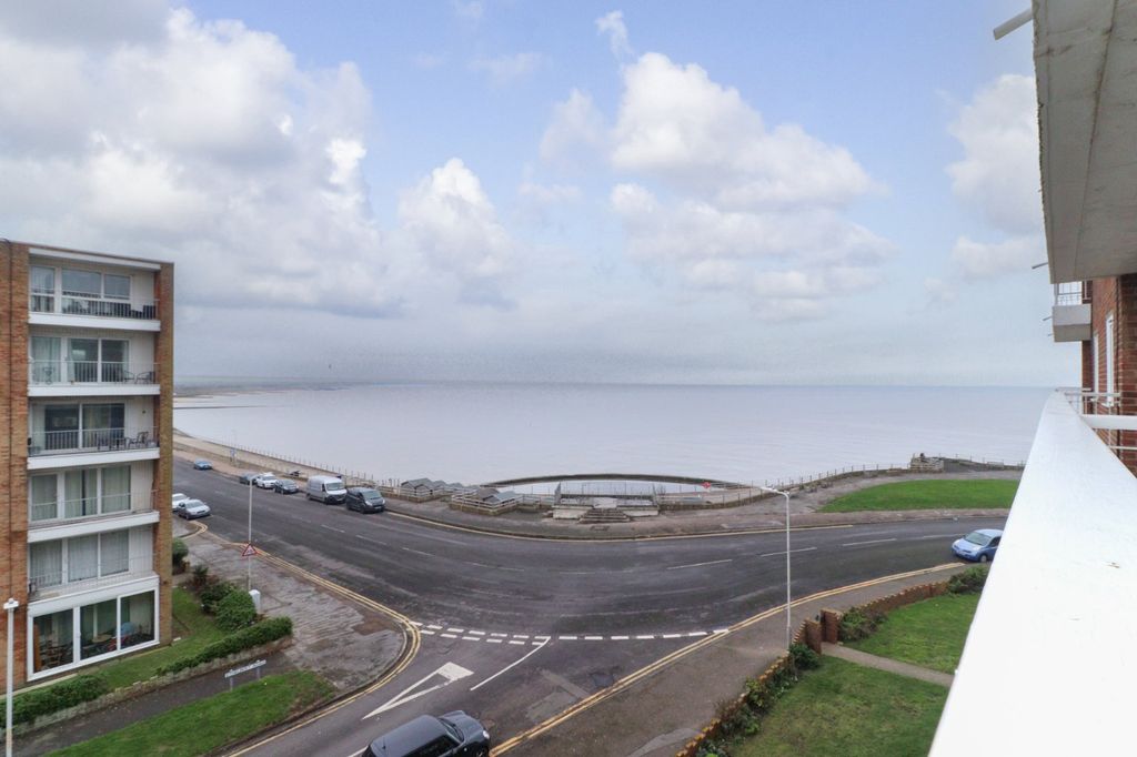 Additional image 8 of 2 bed flat for saleBay View Heights, Ethelbert Road, Birchington, Kent CT7
