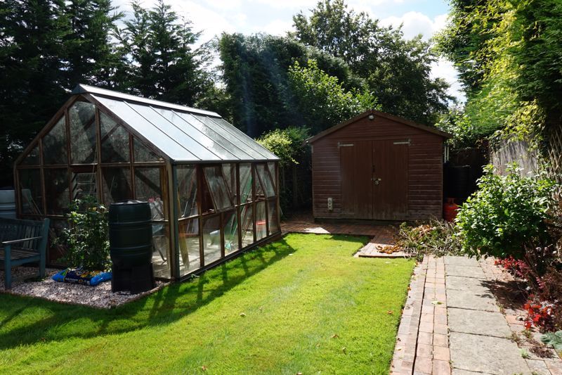 Additional image 22 of 4 bed detached house for saleColcokes Road, Banstead SM7