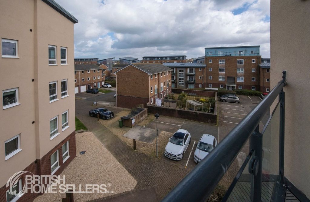 Additional image 9 of 2 bed flat for salePentre Doc Y Gogledd, Llanelli, Carmarthenshire SA15