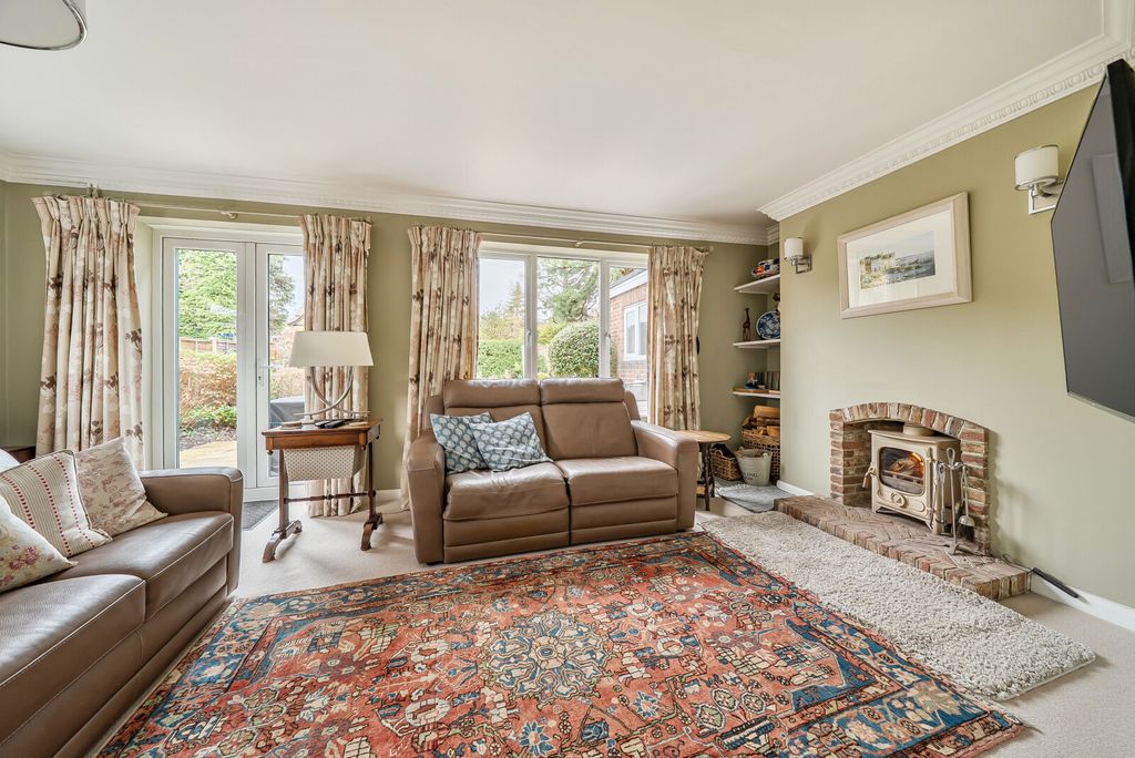 Additional image 13 of 5 bed detached house for saleHillside Road, Aldershot GU11