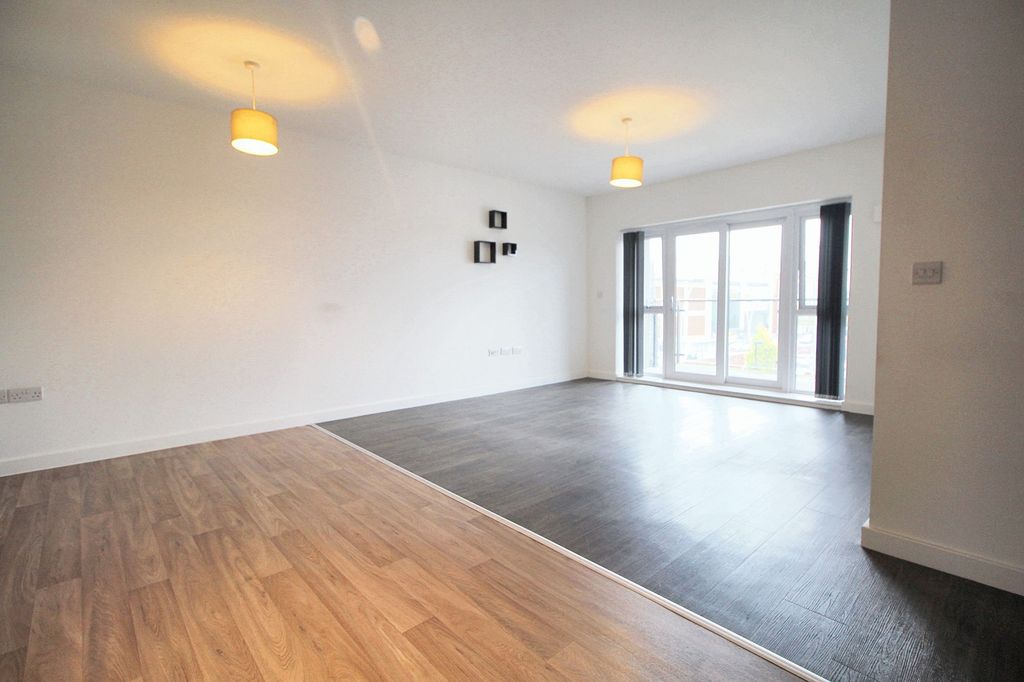 Additional image 7 of 2 bed flat for saleGodinton Road, Ashford TN23