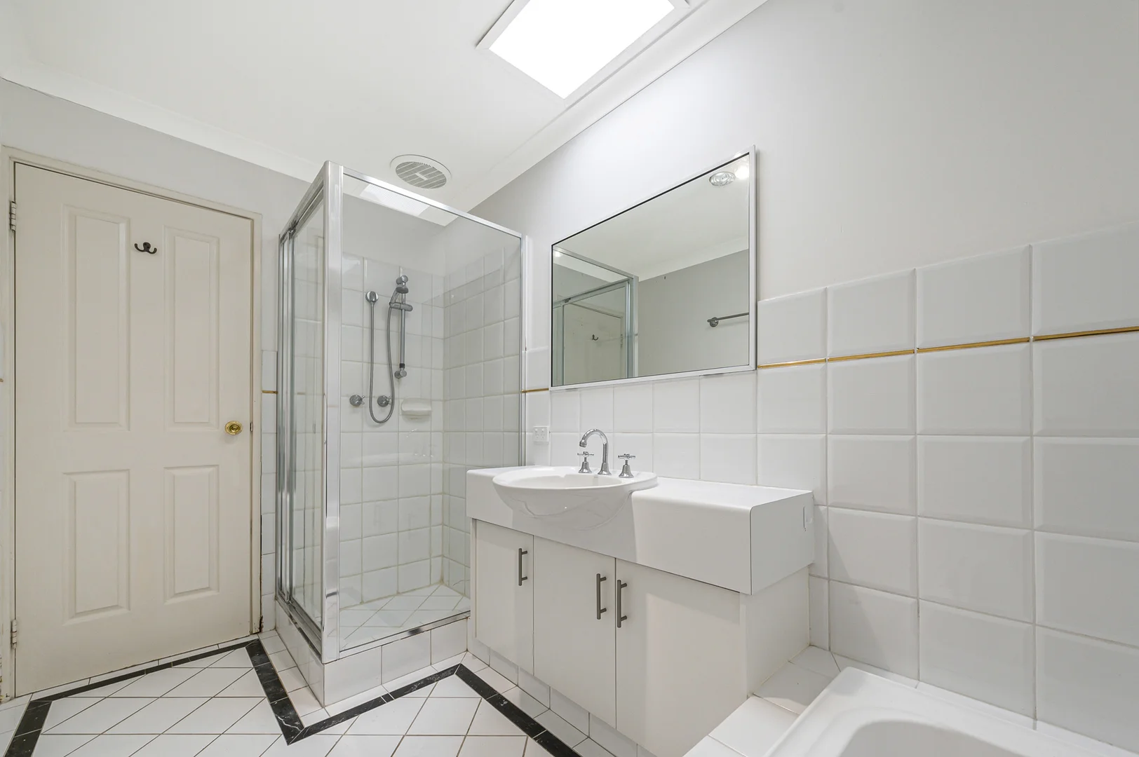 Additional image 15 of 2/33 Banksia Street, Joondanna WA 6060