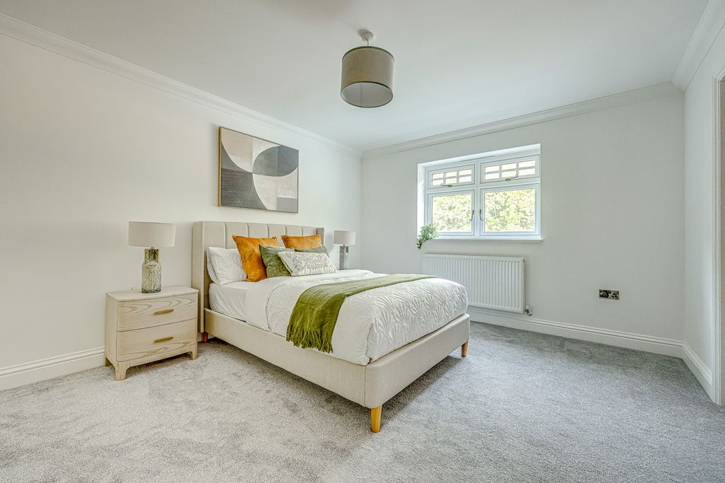 Additional image 35 of 6 bed detached house for saleNashlea Farm, Poors Lane North, Benfleet SS7