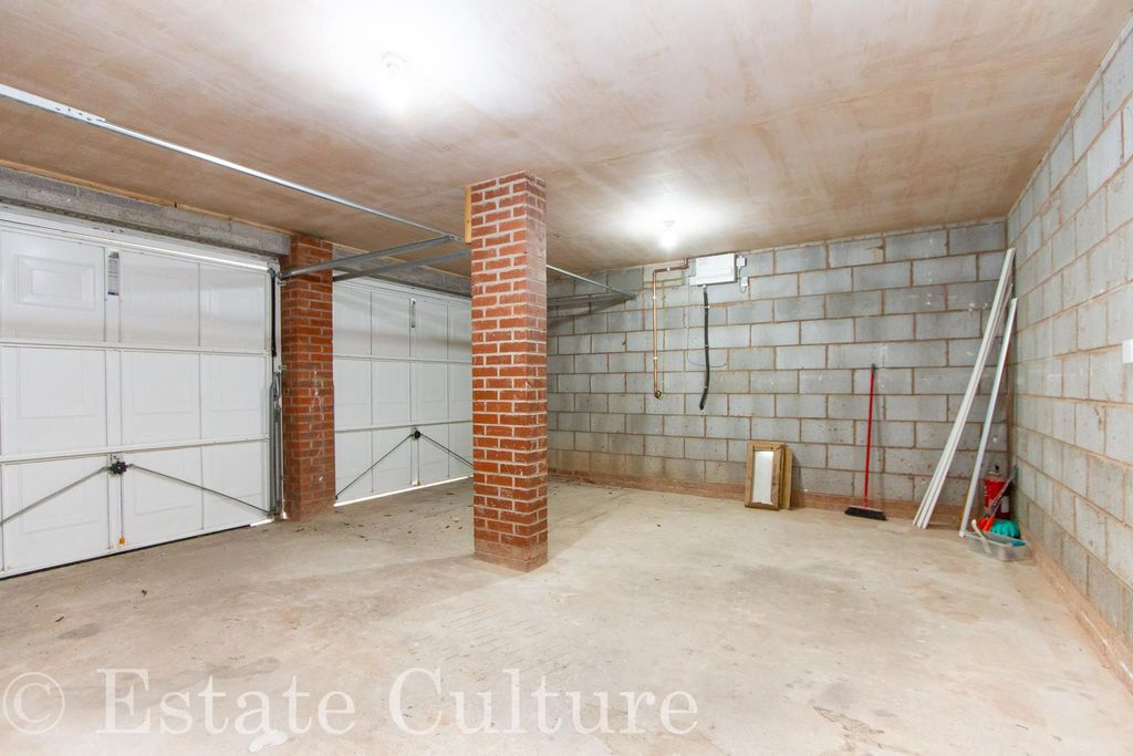 Additional image 42 of 7 bed detached house for salePrimrose Drive, Bedworth CV12