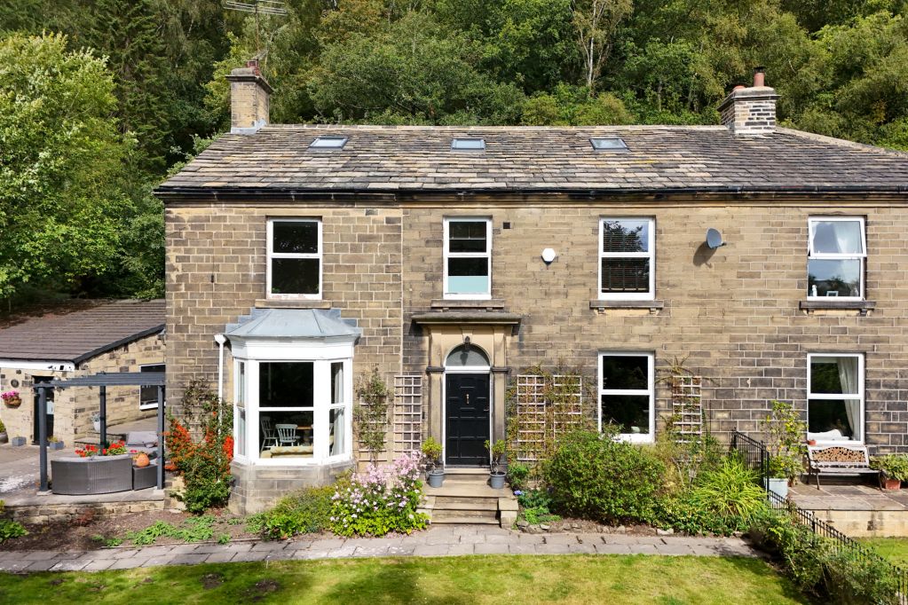 Additional image 6 of 6 bed semi-detached house for saleMoor Edge, Harden, Bingley, West Yorkshire BD16