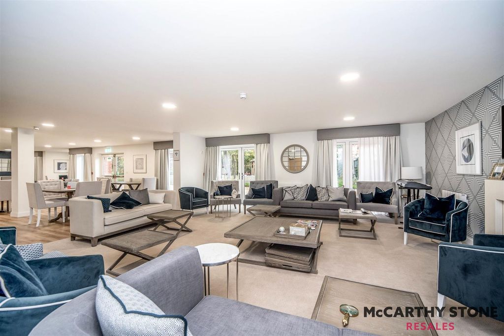 Additional image 22 of 2 bed flat for saleOakhill Place, High View, Bedford, Bedfordshire MK41