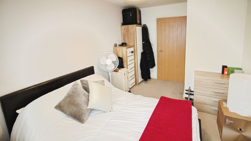 Additional image 8 of 2 bed flat for salePeterson Drive, Grimsby DN36