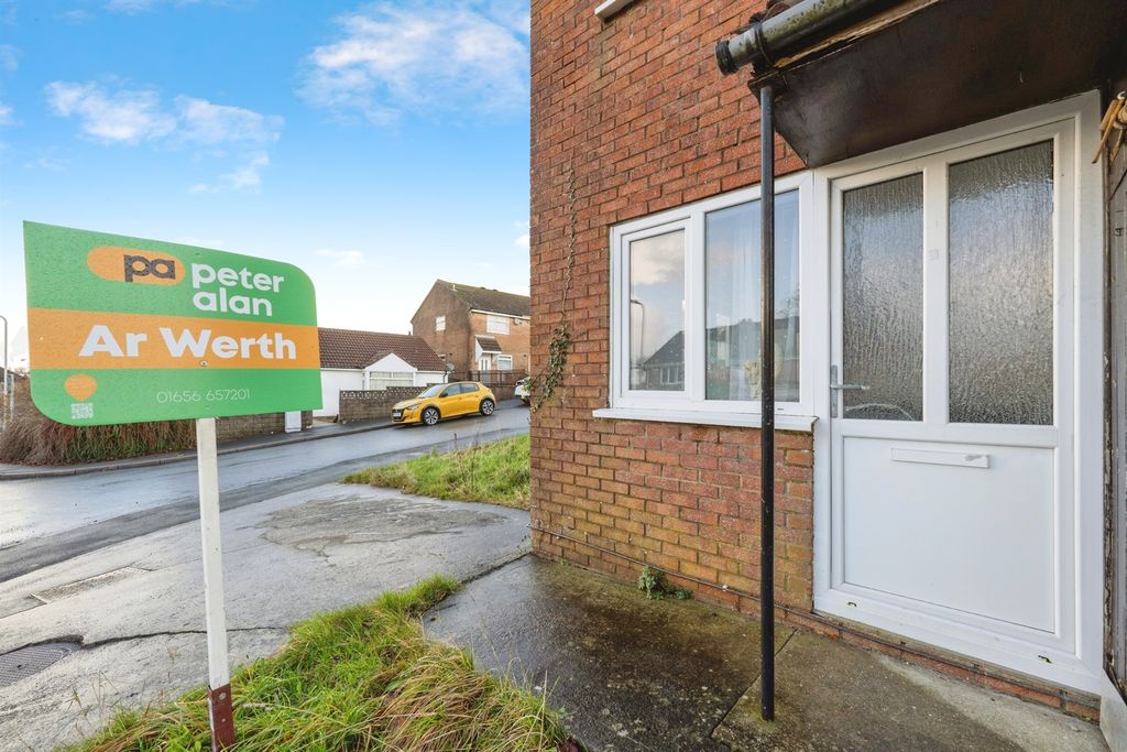 Additional image 2 of 1 bed maisonette for saleLon Carreg Bica, Birchgrove, Swansea SA7