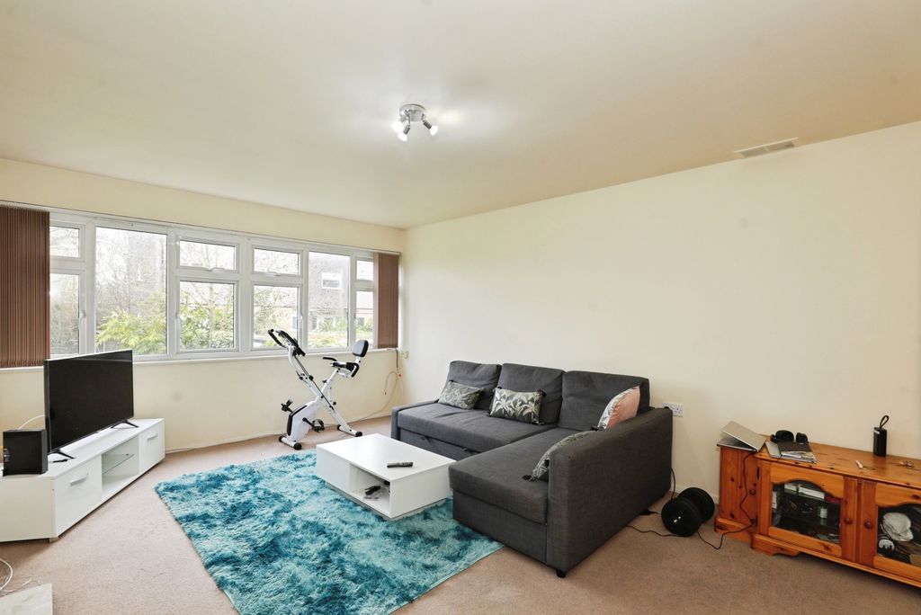 Additional image 2 of 1 bed flat for saleHarrowby Drive, Newcastle, Staffordshire ST5