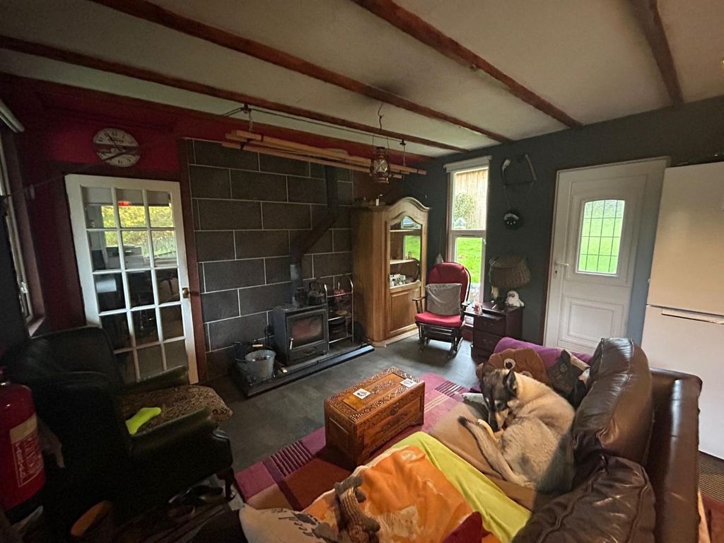 2 bed chalet for saleLodge 302, Carbeth, Blanefield G63 photo 5