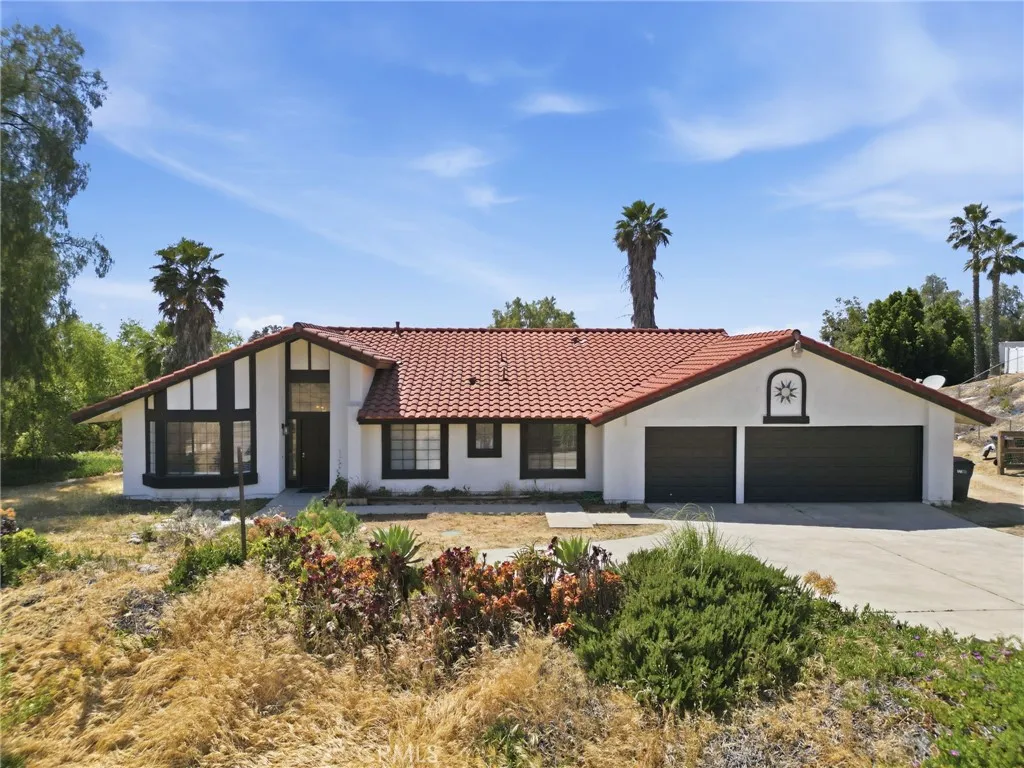 Additional image 3 of 18085 Golden Leaf Lane, Riverside, CA 92504