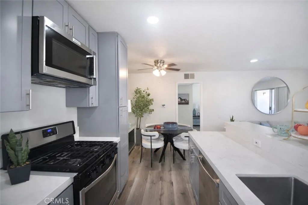 Additional image 9 of 2849 S Fairview St Unit C, Santa Ana, CA 92704