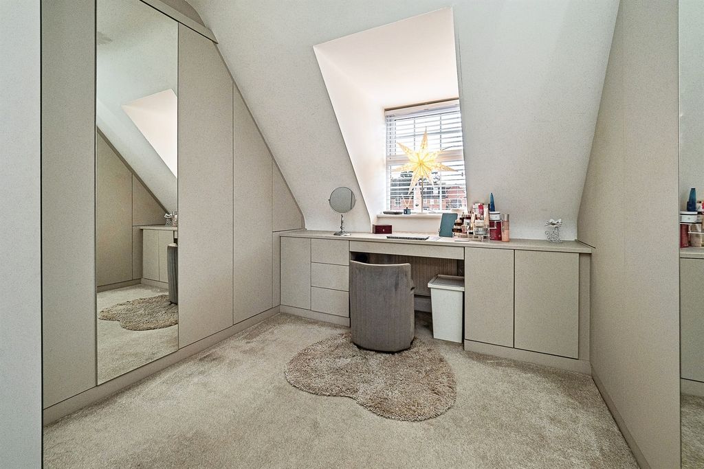 Additional image 18 of 5 bed detached house for saleFoxglove Way, Beverley HU17