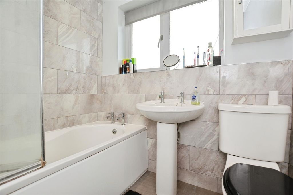 Additional image 14 of 2 bed semi-detached house for saleLunns Crescent, Barton-Upon-Humber DN18