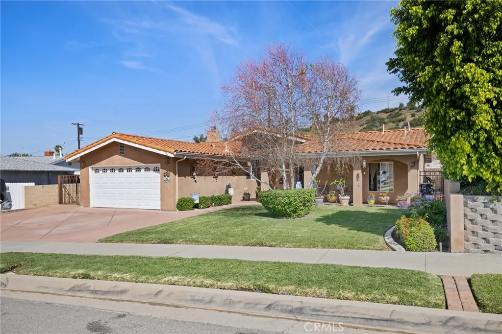 349 Temmera Ln, Glendora, CA 91740 photo 3