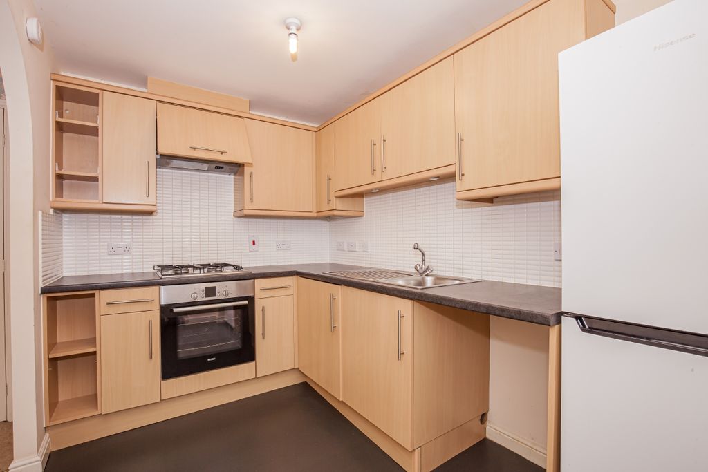 Additional image 2 of 2 bed flat for saleWinter Gardens Way, Banbury OX16