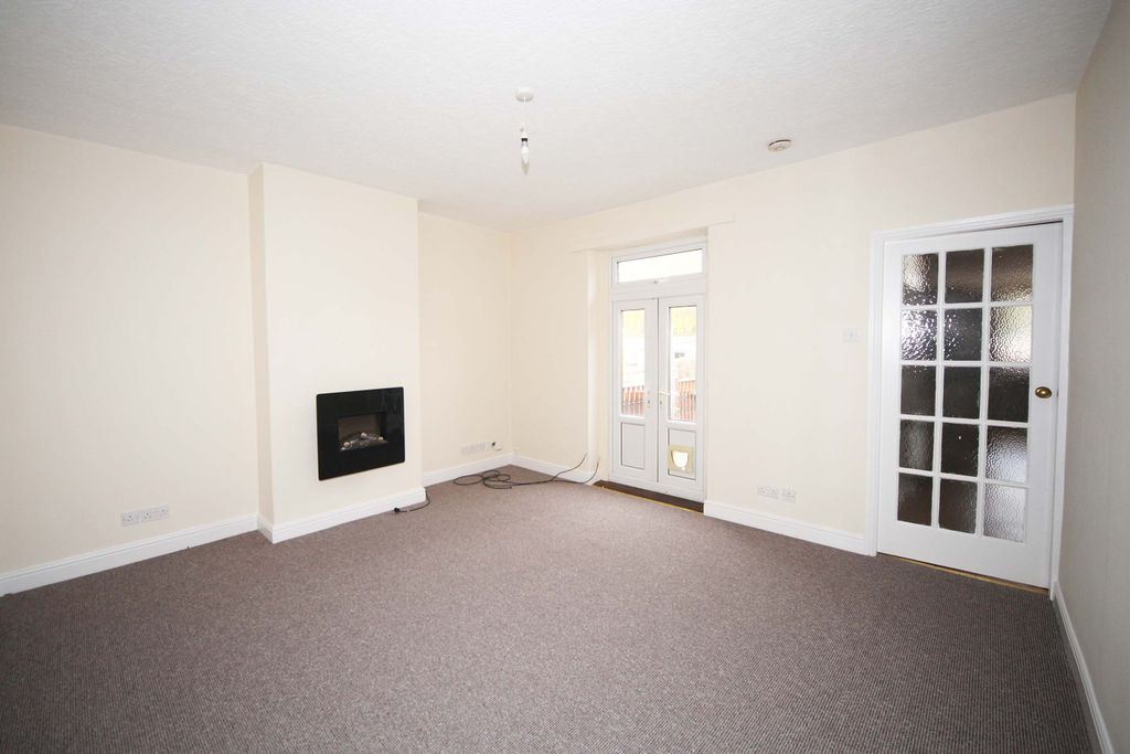 Additional image 4 of 2 bed flat for saleDale Road North, Darley Dale, Matlock DE4