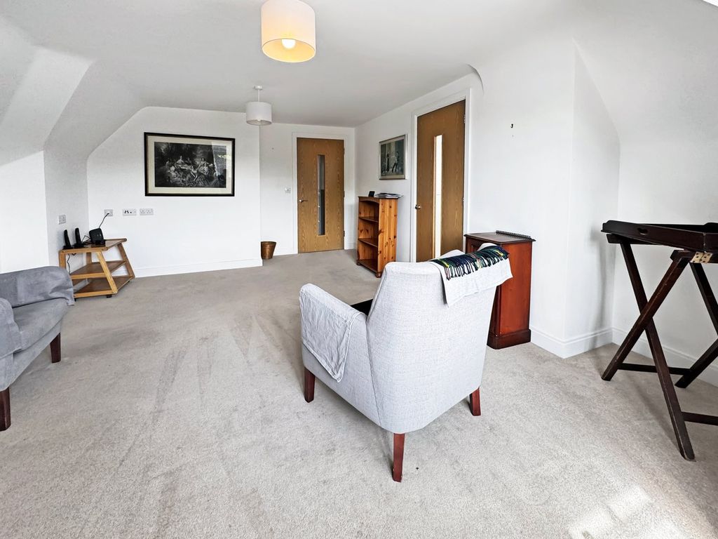 Additional image 6 of 1 bed property for sale59 - 61 The Broadway, Amersham HP7