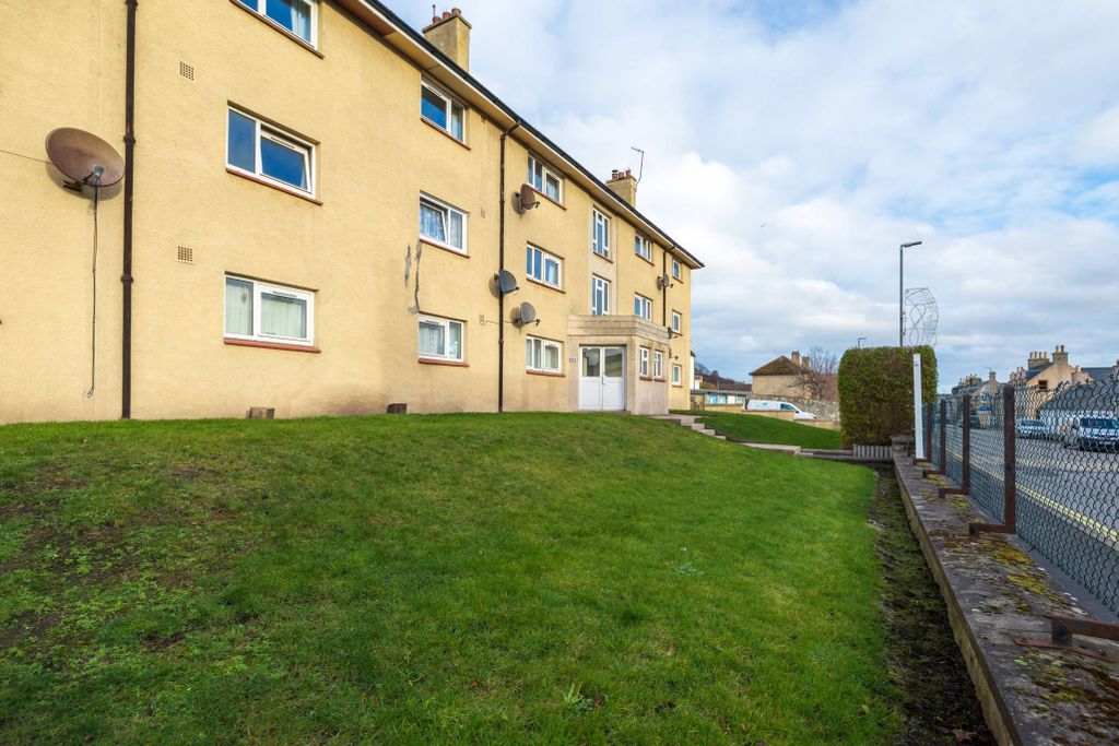 Additional image 14 of 2 bed flat for saleClifton Road, Lossiemouth, Moray IV31