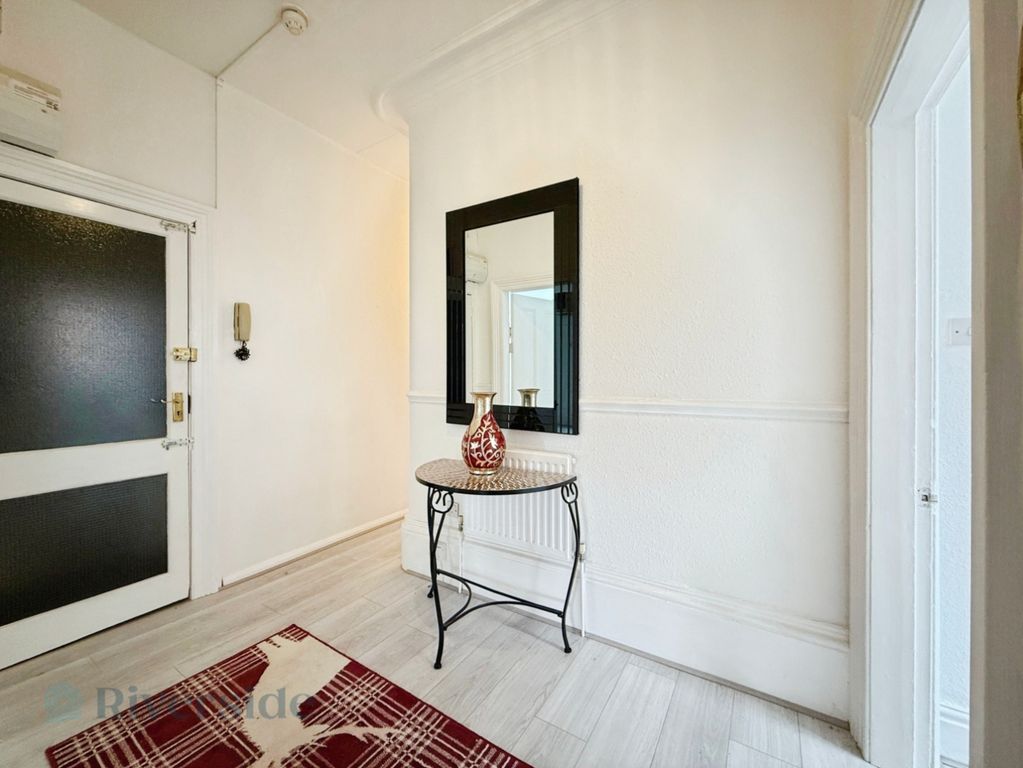 Additional image 7 of 3 bed flat for saleDavenport Avenue, Hessle HU13