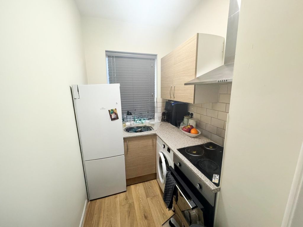 Additional image 11 of 5 bed block of flats for salePiercefield Place, Adamsdown CF24