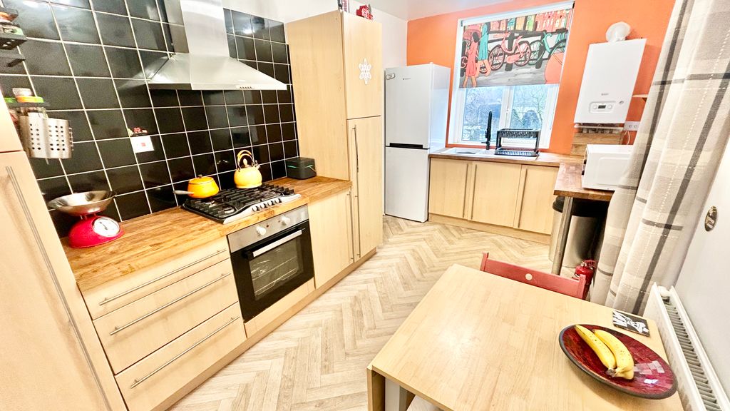 Additional image 7 of 2 bed flat for saleRidge Steps, Todmorden OL14