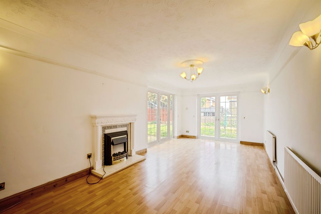 Additional image 9 of 5 bed detached house for saleBudden Crescent, Caldicot NP26