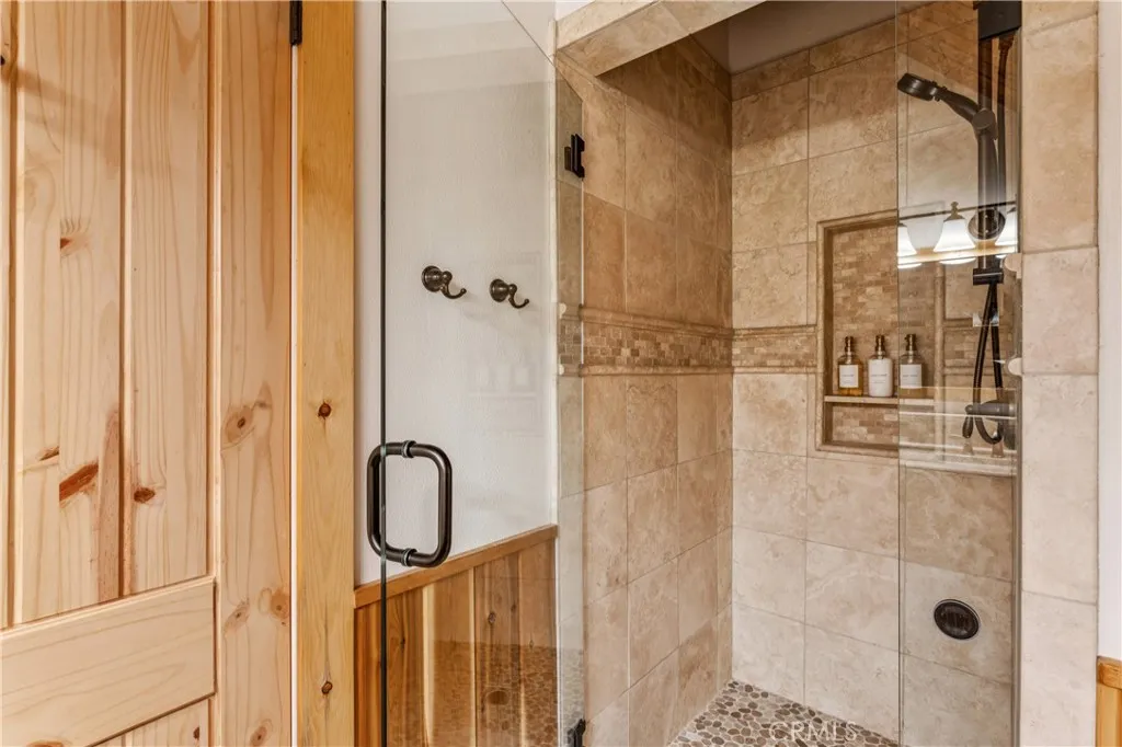 Additional image 43 of 499 Golf Course Way, Lake Arrowhead, CA 92352