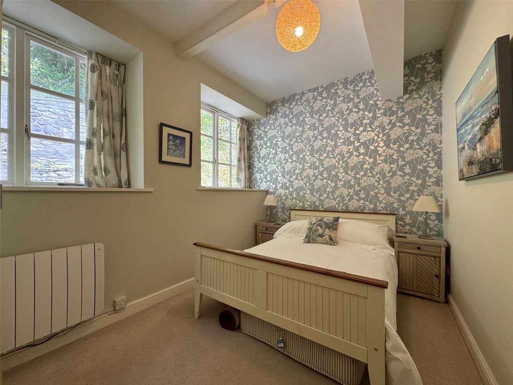 2 bed flat for salePantperthog, Machynlleth, Powys SY20 photo 5