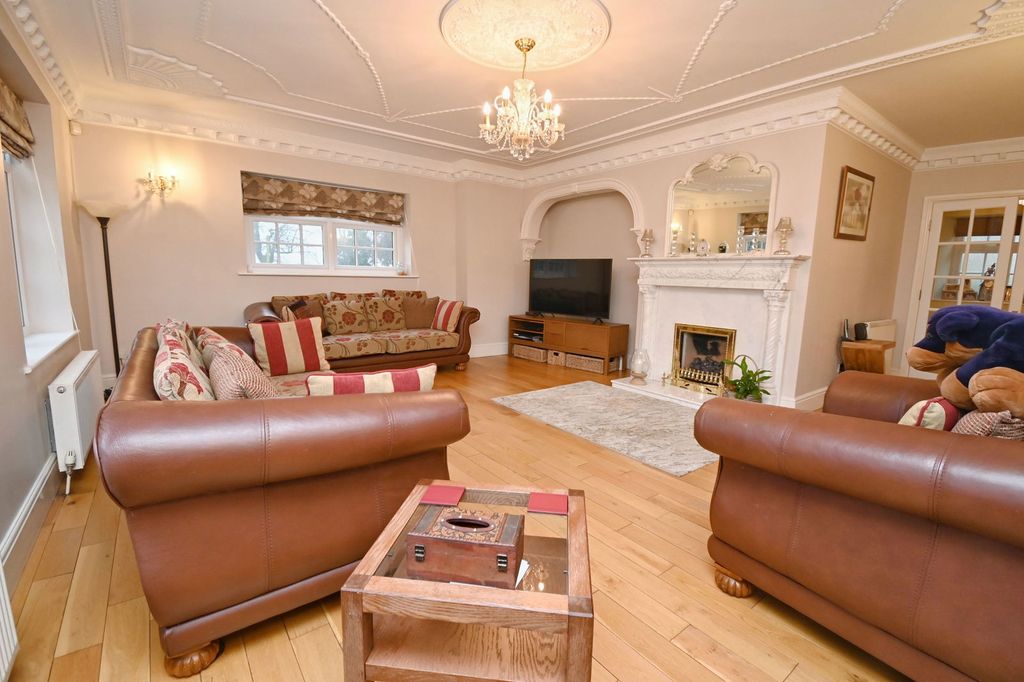 Additional image 16 of 5 bed country house for saleKingwell Road, Worsbrough, Barnsley S70