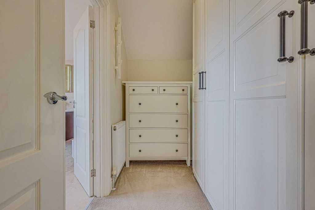 Additional image 29 of 5 bed detached house for saleHigh Road, Benfleet SS7