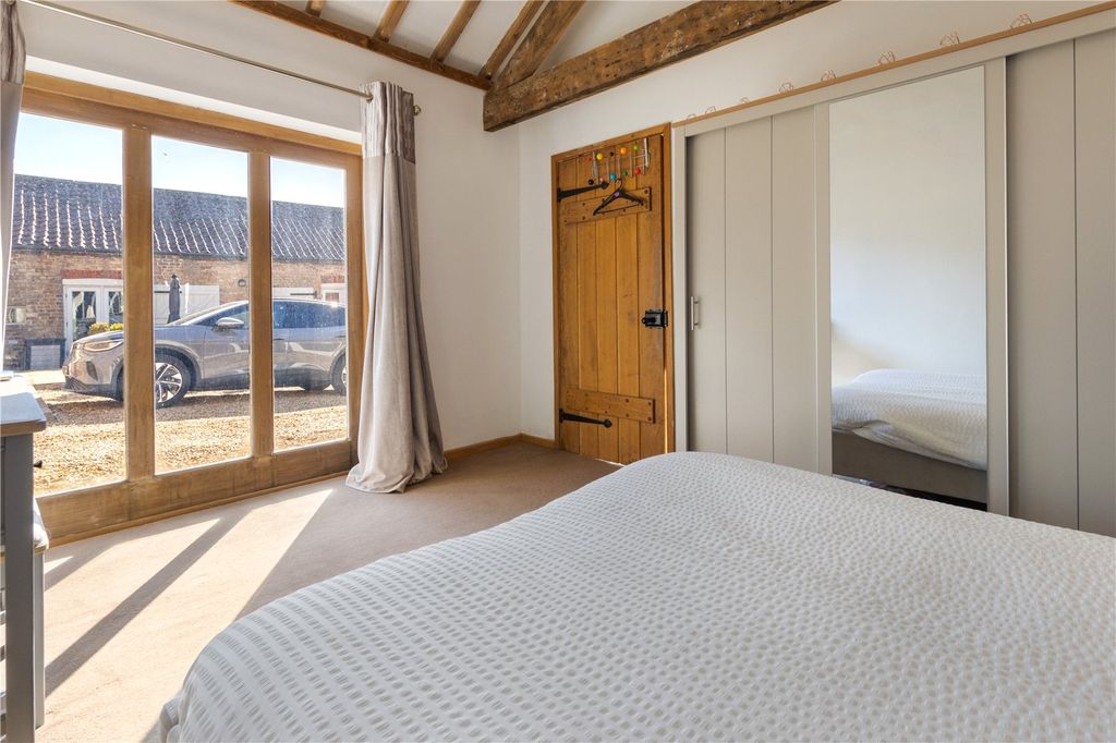 Additional image 33 of 5 bed bungalow for saleLincoln Road, Welton Le Wold, Louth, Lincolnshire LN11
