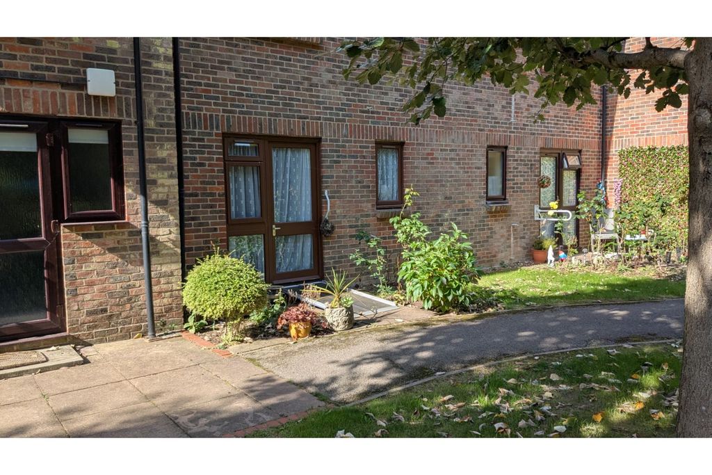 Additional image 26 of 1 bed flat for saleHigh Street, Abbots Langley WD5