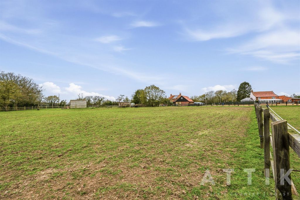 Additional image 93 of 5 bed equestrian for saleBarnaby Green, Wangford, Beccles NR34