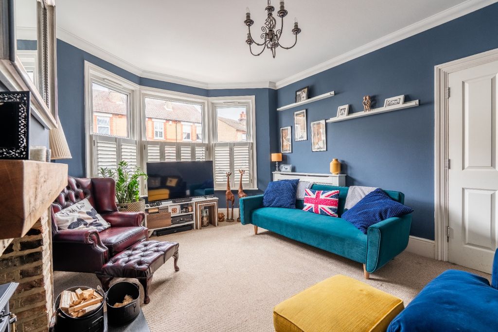 Additional image 6 of 4 bed detached house for saleIzane Road, Bexleyheath, Kent DA6