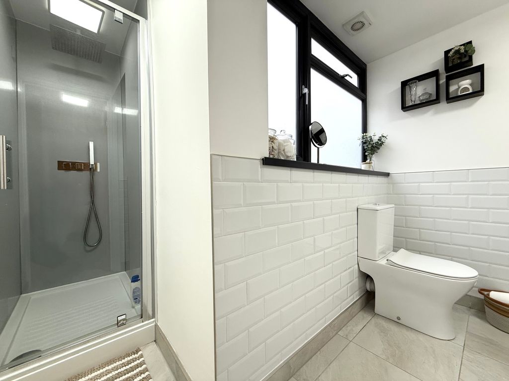 Additional image 13 of 4 bed detached bungalow for saleAwelon, Fforchneol Row, Aberdare, Rhondda Cynon Taf CF44