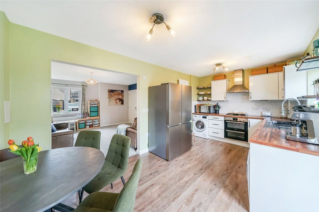 Additional image 3 of 3 bed semi-detached house for saleLapwing Place, Alloa, Clackmannanshire FK10