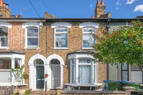Lanvanor Road SE15