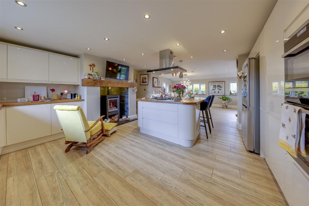 Additional image 3 of 3 bed detached house for saleDoals Farm, Off Hillside Crescent, Weir, Bacup OL13