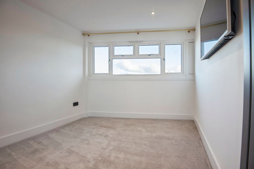 Additional image 18 of 2 bed maisonette for saleWestern Way, Letchworth Garden City SG6