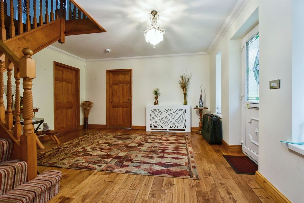 Additional image 5 of 4 bed detached house for saleGraig Place, Aberdare CF44