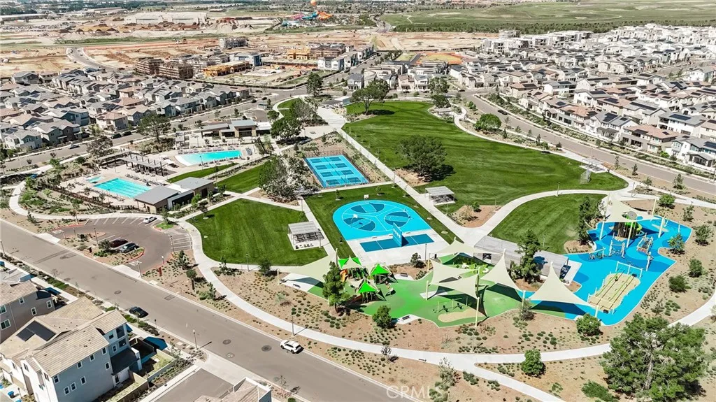 Additional image 33 of 74 Dudley, Irvine, CA 92618