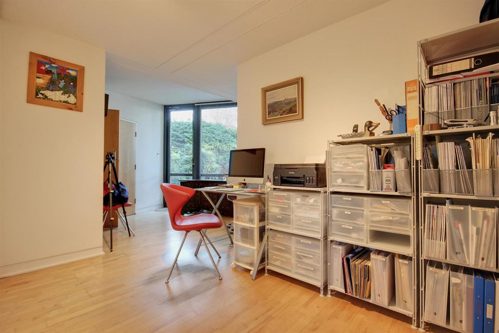 Additional image 8 of 3 bed detached house for saleGrosvenor Place, Beverley HU17