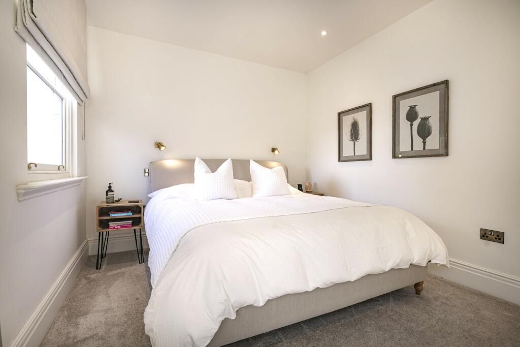 Additional image 4 of 2 bed flat for saleTextile Street, Dewsbury WF13