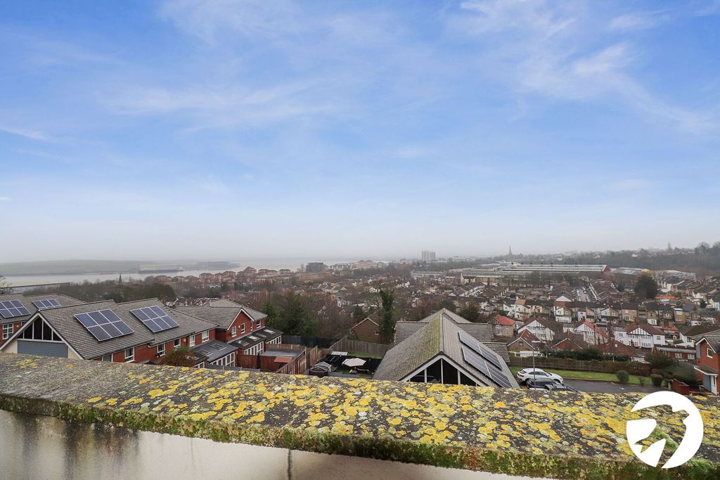 Additional image 9 of 2 bed flat for saleMorris Drive, Belvedere DA17