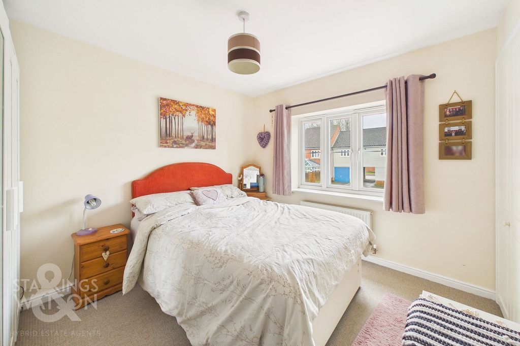 Additional image 10 of 2 bed flat for saleWashington Drive, Watton, Thetford IP25