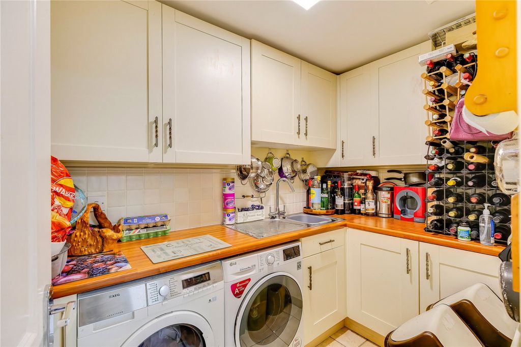 Additional image 6 of 4 bed end terrace house for saleCambrian Grove, Marshfield, Cardiff CF3