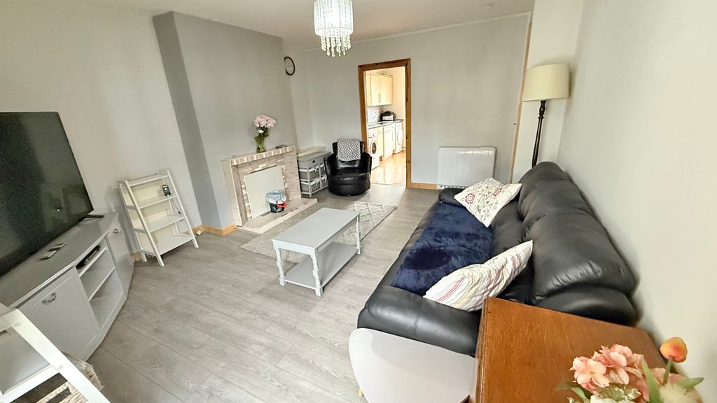 Additional image 3 of 3 bed flat for saleCarn Dearg Road, Fort William PH33